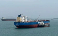 Nhiều tàu chở dầu quay đầu ở Biển Đỏ sau khi Houthi phong tỏa hàng hải với Saudi Arabia