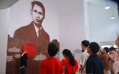 Lưu học sinh Việt thăm lại những địa chỉ lưu dấu hoạt động của Chủ tịch Hồ Chí Minh trên đất Thái