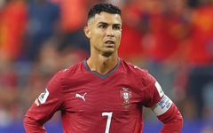 Ronaldo ấn rồi xóa icon 'thích' bài viết tố FIFA chống lưng Messi và Argentina