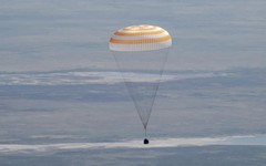 Phi hành gia Mỹ, Nga cùng trở về Trái đất sau 8 tháng trên ISS