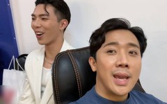 Trấn Thành 'cà khịa' Erik vì... lớp kem nền