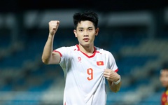 Tài Lộc trở lại, ông Kim Sang Sik khó nghĩ với Đình Bắc