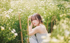 Gương mặt nữ sinh mới toanh của ĐH Ngoại Thương (Hà Nội) bất ngờ gây sốt với vẻ ngoài trong trẻo, xinh đẹp