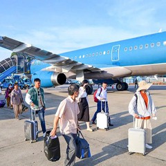 Khi nào hành khách được đền tiền do máy bay chậm chuyến hoặc hủy chuyến?