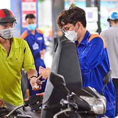 Doanh nghiệp tự quyết giá xăng dầu tạo cơ hội và thách thức