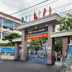 Phường bố trí 5 hiệu trưởng làm giáo viên, Sở nói sai định  hướng của tỉnh