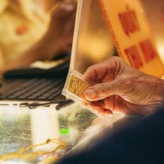 Giá vàng lên xuống chóng mặt: Chuyên gia phân tích nguyên nhân và đưa ra dự báo