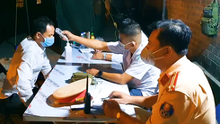 Video: TP.HCM tạm dừng 69 chốt, trạm kiểm dịch phòng, chống dịch COVID-19