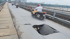 Video: Đơn vị quản lý nói ‘cầu Long Biên đã trên 120 năm nên động vào đâu nát chỗ đấy’