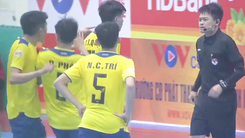 Video: Xem lại tình huống trọng tài từ chối quả phạt 10m gây tranh cãi tại Giải futsal quốc gia 2022