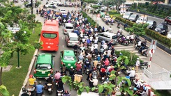 Video: Đường Điện Biên Phủ bất ngờ bị đổi tên thành Võ Nguyên Giáp trên Google Maps