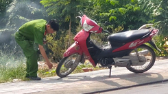Người đàn ông tử vong trên xe máy ở Bình Dương