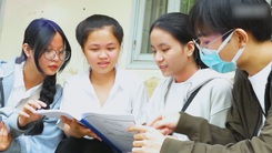 Tiếp sức đến trường 2024: Gần 20 tỉ đồng giúp tân sinh viên vượt khó