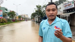 Lũ lên nhanh, nhiều tuyến đường và khu dân cư ở Đà Nẵng ngập sâu, bị chia cắt