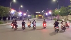 Vi phạm giao thông còn đăng clip lên mạng, nhóm quái xế bị công an triệu tập