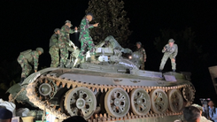 Mỹ dỡ bỏ cấm vận quốc phòng với Campuchia