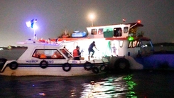 Tổ tuần tra 363 đường thủy TP.HCM phát hiện hàng trăm vụ vi phạm pháp luật trên sông