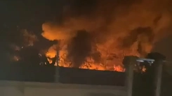 Cháy cơ sở nhựa ở xã Xuân Thới Sơn, TP.HCM