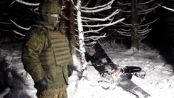 Nga công bố hình ảnh chiếc drone tấn công dinh thự của Tổng thống Putin, triển khai tên lửa Oreshnik để trả đũa