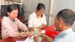 Nhiều người dân ở Đồng Tháp đã nhận được quà 400.000 đồng của Đảng, Nhà nước dịp Tết 2026