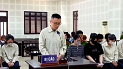Xét xử 35 bị cáo trong đường dây cho vay nặng lãi ngàn tỉ do một người Trung Quốc cầm đầu