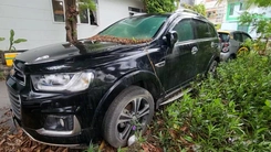 Xe 7 chỗ 'vô chủ' phơi mưa nắng gần 2 năm ở khu dân cư Nam Long, quận 7