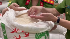 Khởi tố vụ làm giả hơn 20 tấn gạo ST25, thu lợi hàng trăm triệu đồng ở Hà Nội