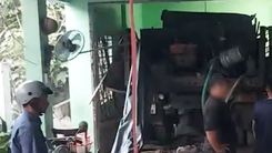 Hiện trường xe ben tông sập quán cà phê làm một người thiệt mạng ở Nha Trang