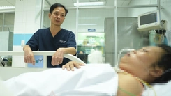 Bác sĩ tuyến cuối ở TP.HCM nỗ lực cứu sống nhiều bệnh nhân sốt xuất huyết nặng