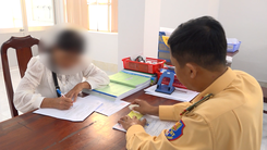 Phạt nữ tài xế chạy ngược chiều trên quốc lộ 19 triệu đồng