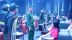 Bên trong 2 nhà hàng, vũ trường có 145 người dương tính với ma túy ở Quảng Trị