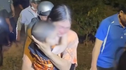 Tìm thấy bé trai 3 tuổi đi lạc giữa rẫy vắng trong đêm, cách nhà 2km