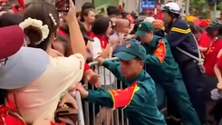 Công an Hà Nội kêu gọi người dân xem diễu binh văn minh, 'yêu nước từ những việc nhỏ nhất'