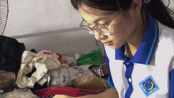 Đậu đại học còn nợ học phí cấp 3, nữ sinh Cần Thơ 1 ngày làm thêm 3 công việc