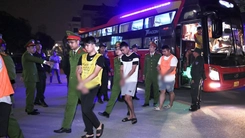 Triệt phá tổ chức lừa đảo hàng trăm tỉ ở Campuchia, bắt giữ 205 người Việt Nam