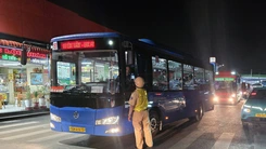 Vi phạm nồng độ cồn, tài xế taxi nói do 'dư âm' từ cuộc nhậu tất niên đêm trước