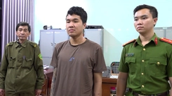 Khởi tố thanh niên đâm chết bạn của mẹ