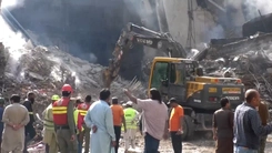 Hỏa hoạn tại trung tâm thương mại ở Pakistan khiến ít nhất 55 người tử vong