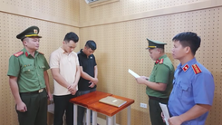 Bắt tạm giam 2 bị can mạo danh giáo xứ, lừa đảo hàng ngàn người