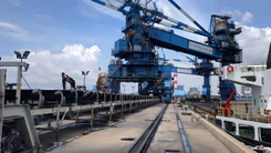 Cả triệu tấn tro xỉ từ nhà máy nhiệt điện đã bán hết, khách hàng mua về làm gì?