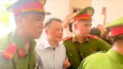 Video Shark Bình, Mr Pips và nhiều bị cáo ra tòa sáng 26-10