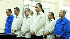 Tuyên án 11 bị cáo trong vụ 'khiêng quan tài diễu phố' trước chợ Bến Thành