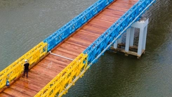 Ngắm cầu Hiền Lương vừa tu bổ xong, mở cửa miễn phí tham quan dịp Tết