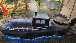 Bộ đội thiết kế bếp nấu bánh chưng hình tàu ngầm, xe tăng