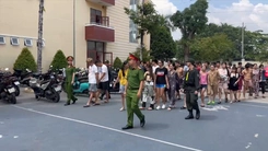 Triệt phá đường dây ma túy liên tỉnh, công an TP.HCM bắt 36 người liên quan