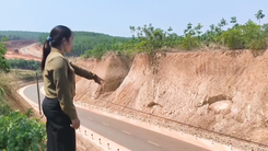 Thêm dự án hạ cốt nền đường ở Đồng Nai khiến nhà dân cheo leo: Ban quản lý dự án nói gì?