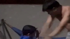 Người đàn ông có dấu hiệu bạo hành con trai tại phường Phú An khai gì?