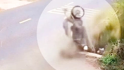 Vụ tai nạn làm nam sinh tử vong: Đình chỉ một thiếu tá cảnh sát giao thông để điều tra