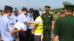 Trao trả 33 người Trung Quốc nhập cảnh trái phép