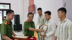 Gần 10.000 phạm nhân được đặc xá